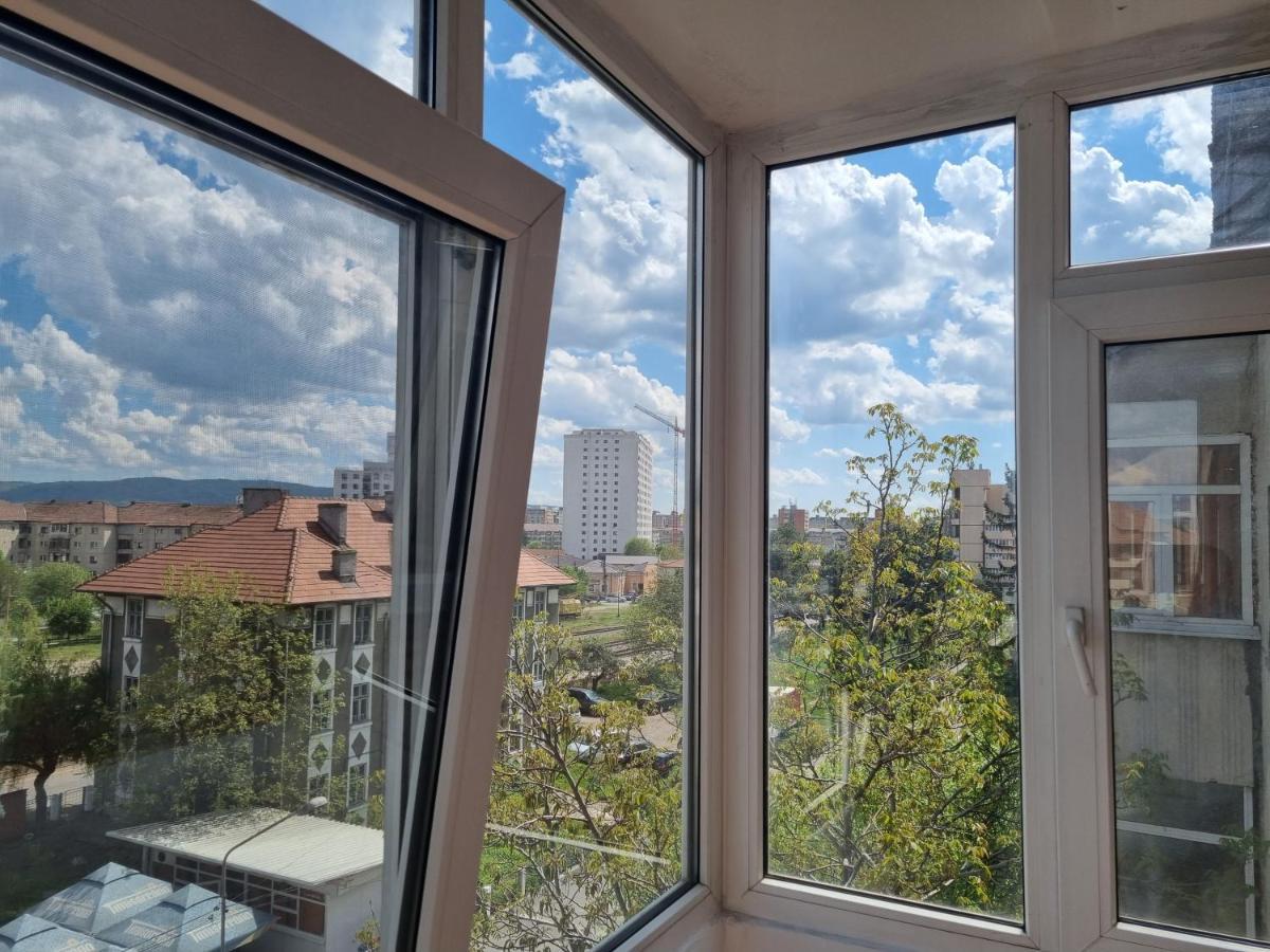 Apartamento Marya'S Râmnicu Vâlcea Exterior foto