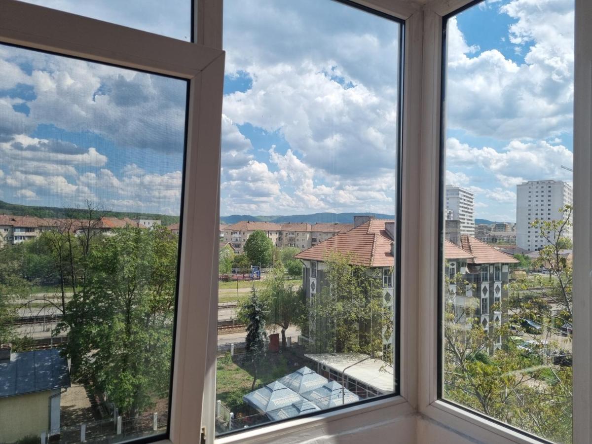 Apartamento Marya'S Râmnicu Vâlcea Exterior foto