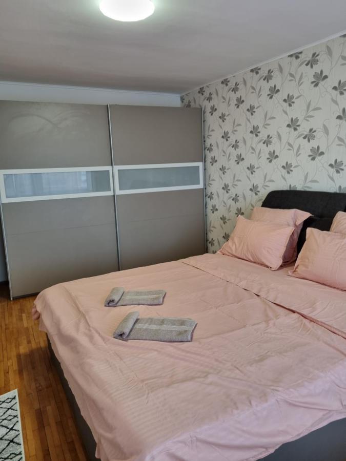 Apartamento Marya'S Râmnicu Vâlcea Exterior foto
